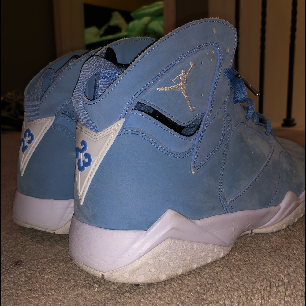 SIZE 13 MEN JORDANS